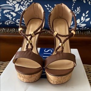 Venus Brand dress shoes.  Brand new with box.